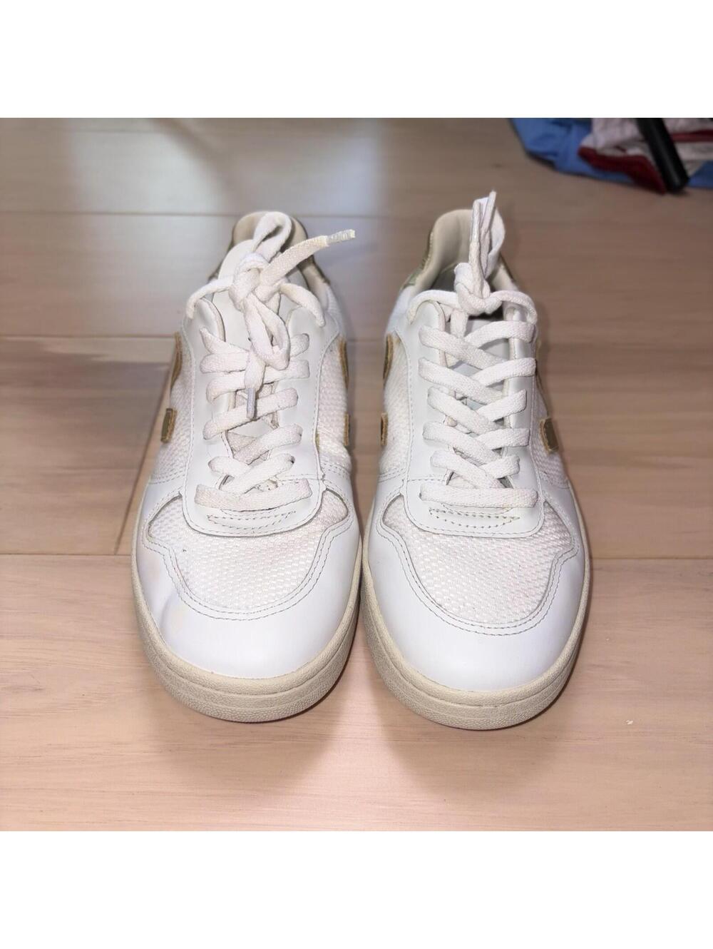 Veja V-10 Women’s Size 6 White Gold Leather Mesh Casual Sneakers EU 37 - Picture 5 of 8